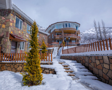 Sisakht-Daldena-01.jpg