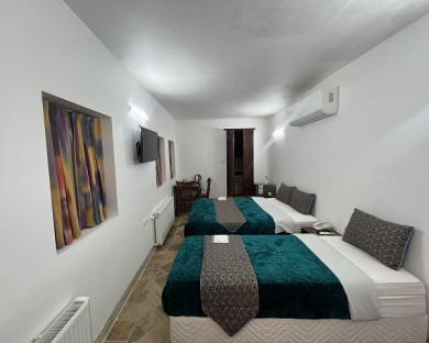 Yazd-Firouzeh-01.jpg