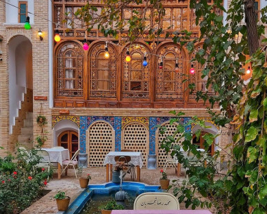 esfahan-hajehforoush-11.jpg