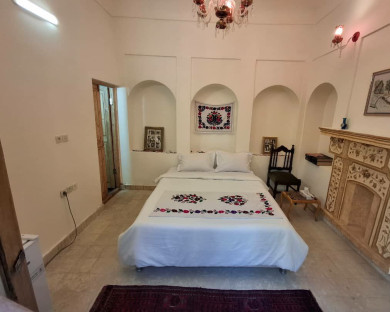 esfahan-hajehforoush-7.jpg