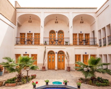 kashan-khaneyesaba-2.jpg