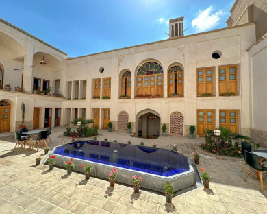 kashan-sabahouse-1.jpg