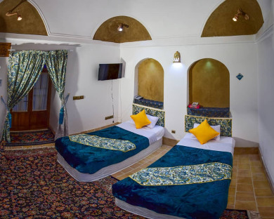 meybod-khoshnevisgarden-4.jpg