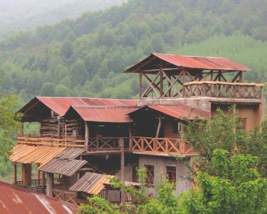 savadkuh-iranmanesh-2.jpg