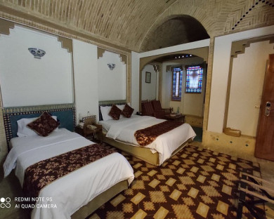 yazd-baghmoshirolmamalek-96.jpg