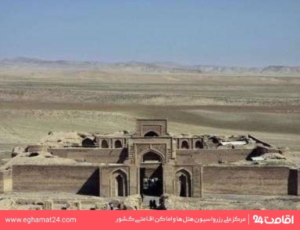 کاروانسرای رباط شرف