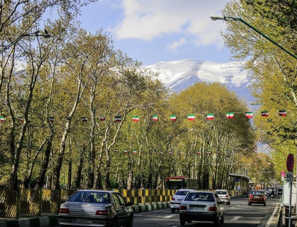 خیابان ولیعصر